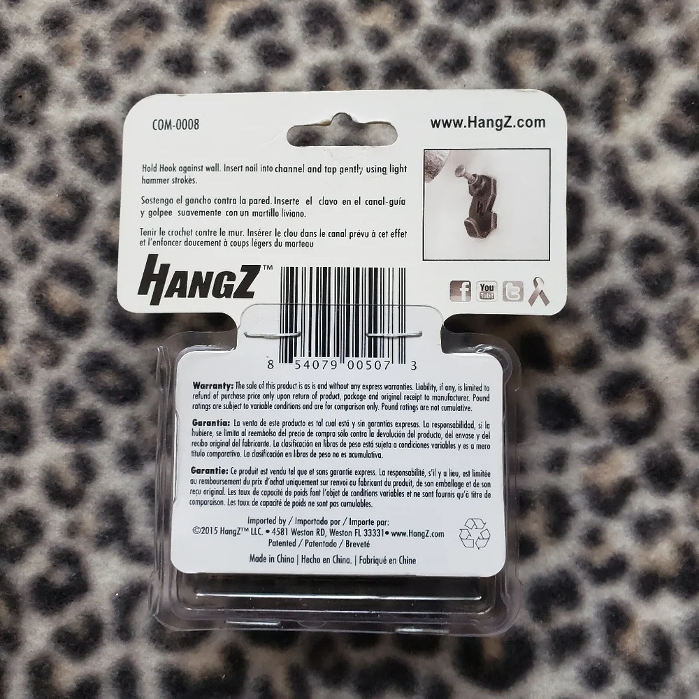 HangZ Gallery Hooks, 15 Pieces, 30 LB. Ideal for Drywall, Wood, Plaster, NIP
